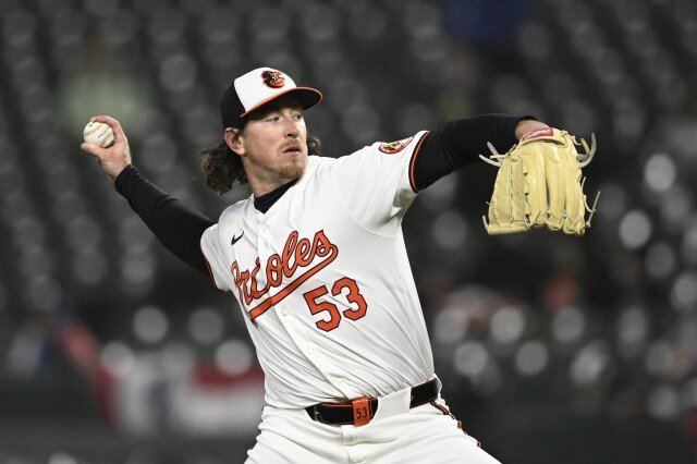 Mike Baumann e Michael Pérez adquiridos pelos Mariners dos Orioles por Blake Hunt